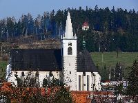 Kostel a hora Kalvárie